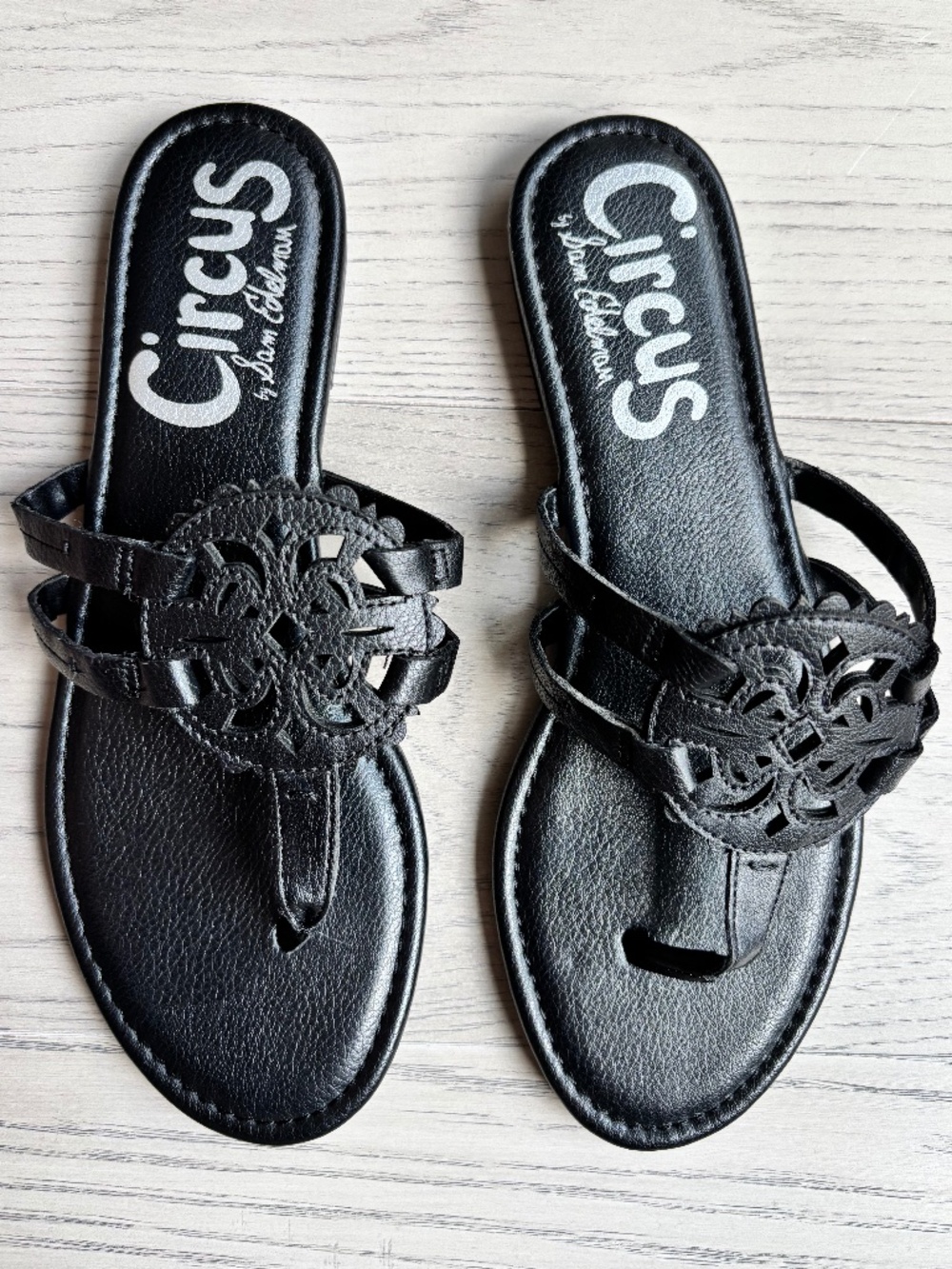 Circus by Sam Edelman Cherri Black Sandal Thong Women’s Size 9